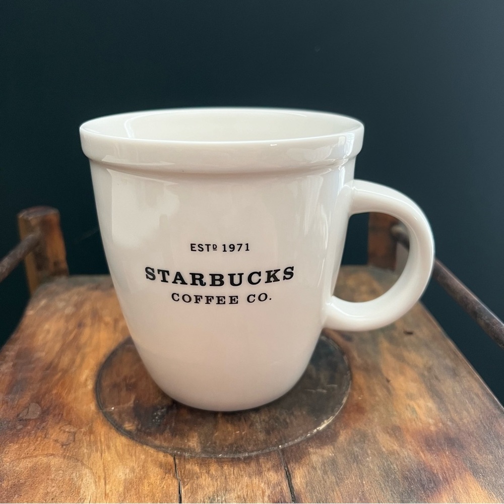 VINTAGE 2007 STARBUCKS BARISTA 16 OZ. MUG COLLECTORS ITEM